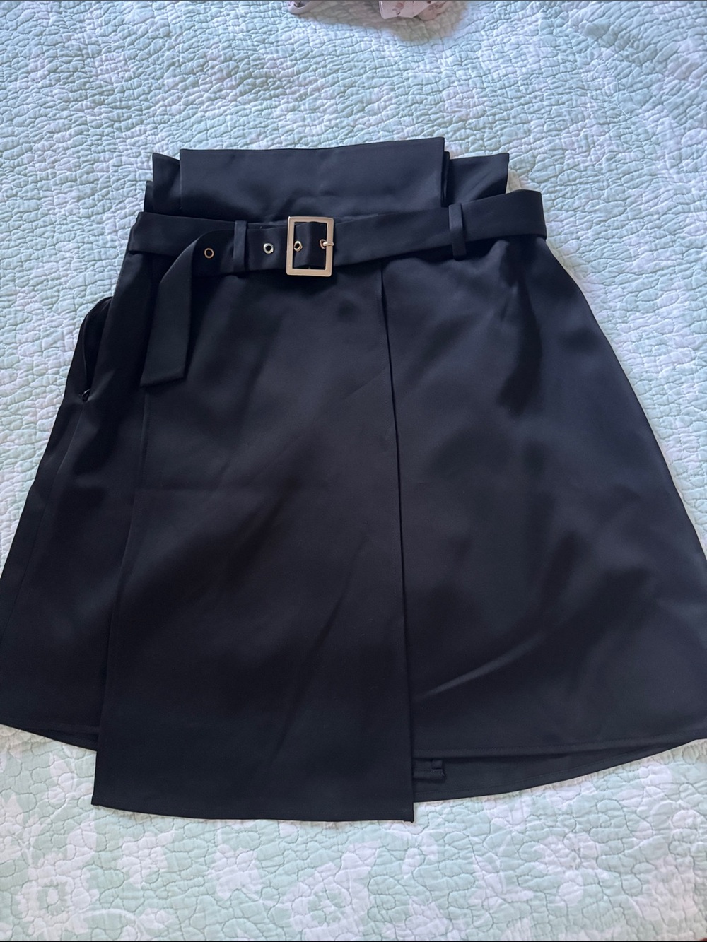 NWOT High-Waist Black Belted A-Line Skirt with short